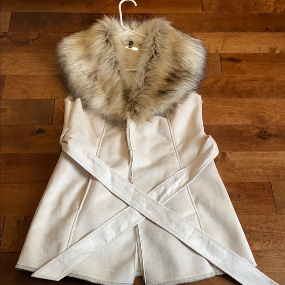 FAUX-FUR/SUEDE VEST
